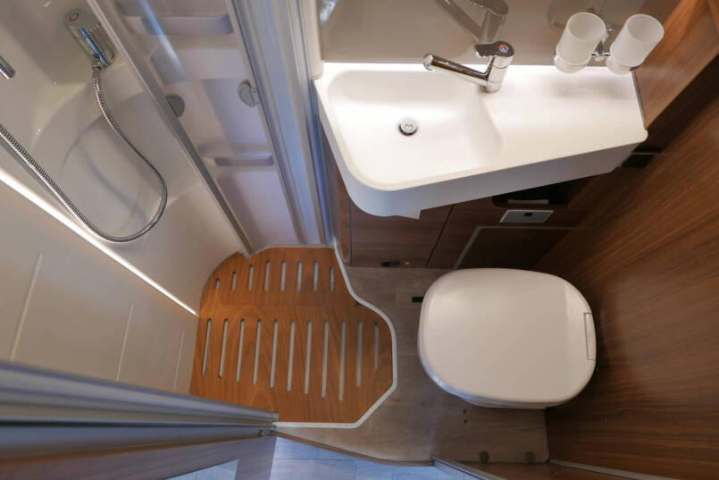 Hymer BMC-T 600 WhiteLine | Levelsysteem | Lithium | Airco | Clesana 50