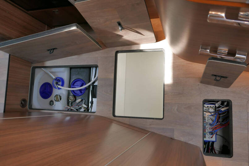 Hymer BMC-T 600 WhiteLine | Levelsysteem | Lithium | Airco | Clesana 52