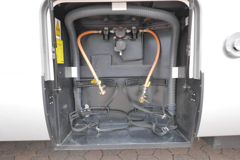 Hymer BMC-I 680 ModernComfort | Levelsysteem | Lithium | Omvormer 15