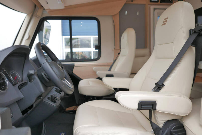 Hymer BMC-I 680 ModernComfort | Levelsysteem | Lithium | Omvormer 19