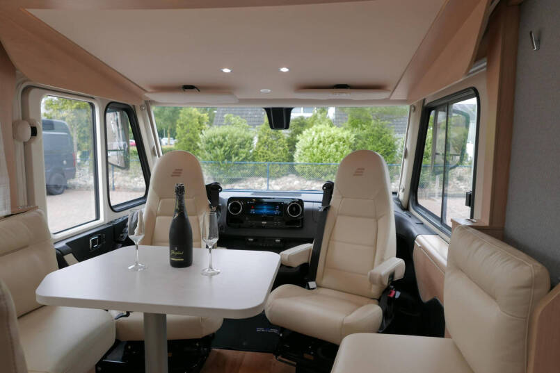 Hymer BMC-I 680 ModernComfort | Levelsysteem | Lithium | Omvormer 23
