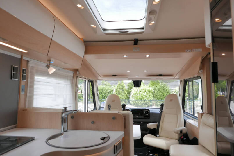 Hymer BMC-I 680 ModernComfort | Levelsysteem | Lithium | Omvormer 44
