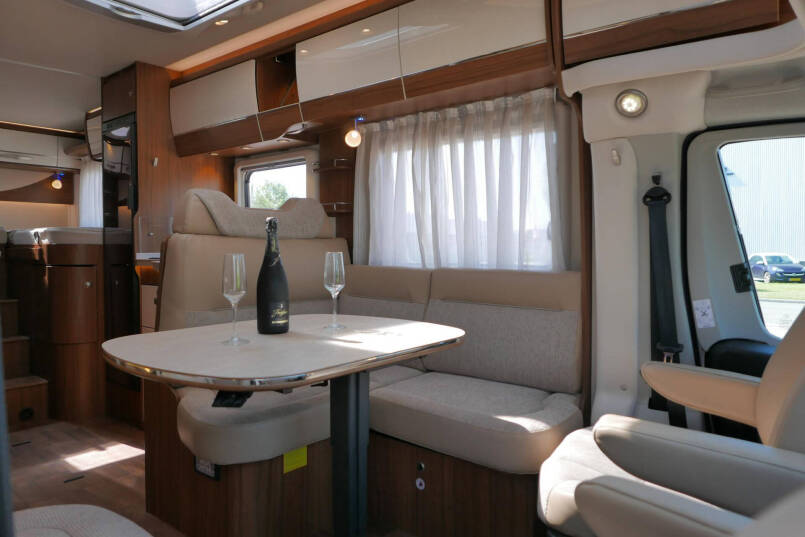 Hymer T 588 SL | AL-KO maxi | 160 pk Automaat | Levelsysteem 25