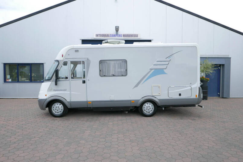 Hymer B 514 | Laag vast bed | Hefbed | Dubbele bodem 2