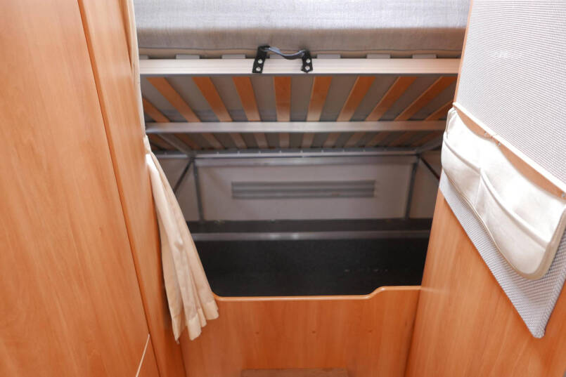 Hymer B 514 | Laag vast bed | Hefbed | Dubbele bodem 37