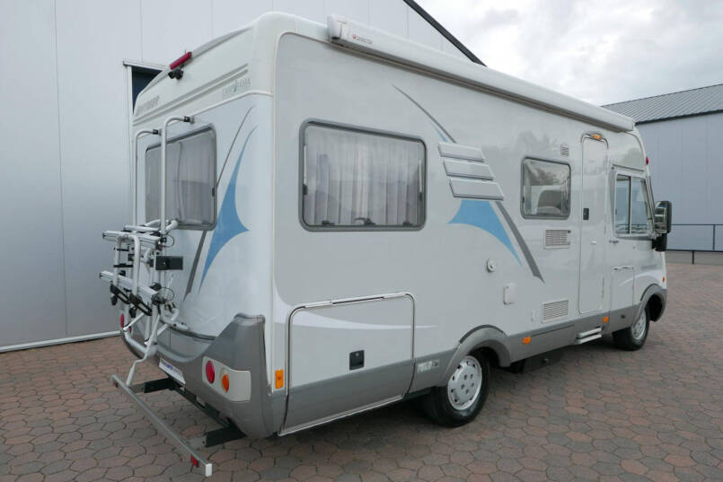 Hymer B 514 | Laag vast bed | Hefbed | Dubbele bodem 8