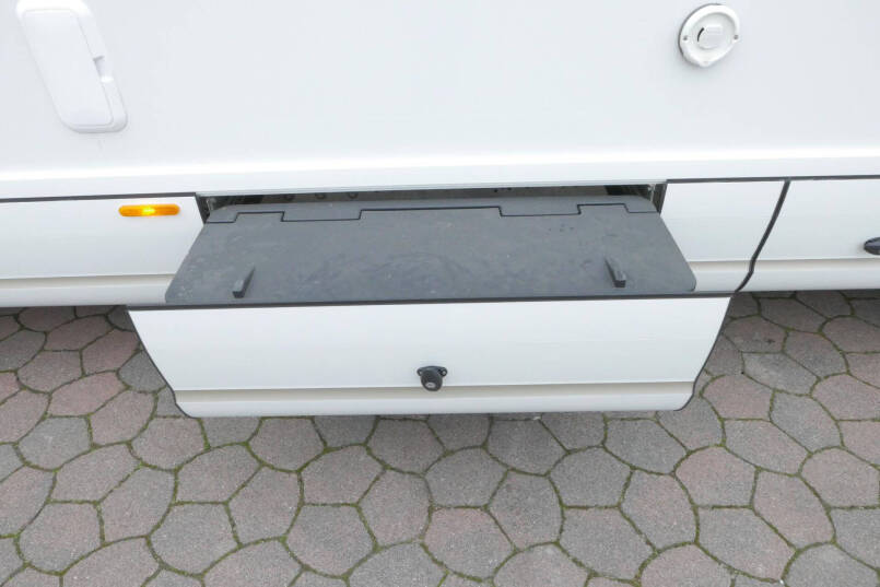 Niesmann + Bischoff Arto 79E 9G Automaat | Levelsysteem | Lithium | luchtvering | Omvormer | 16