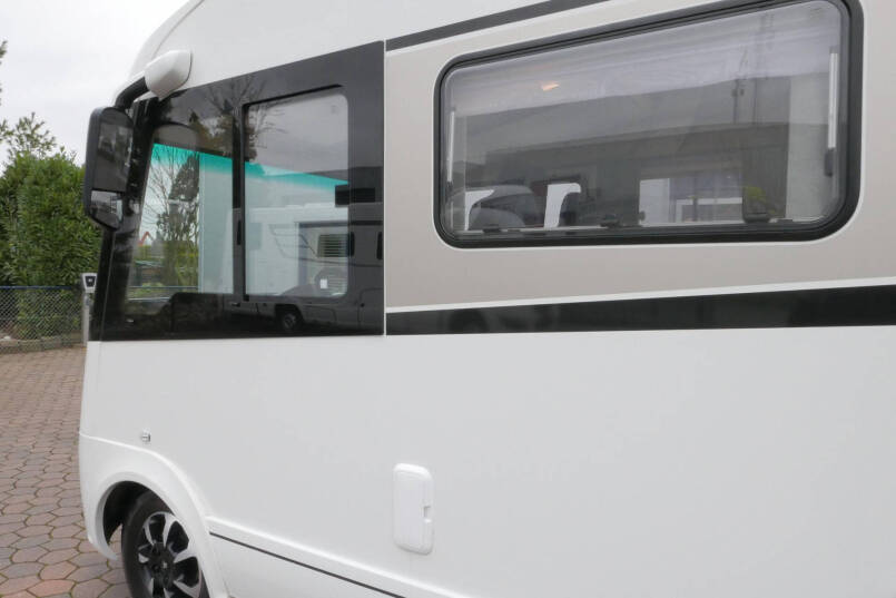 Niesmann + Bischoff Arto 79E 9G Automaat | Levelsysteem | Lithium | luchtvering | Omvormer | 20