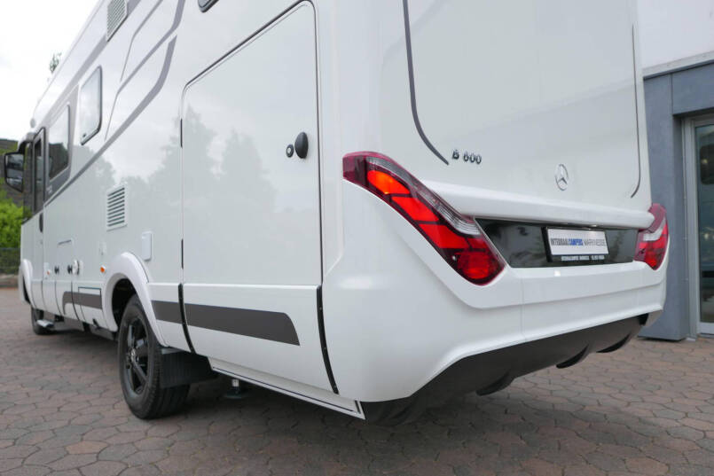 Hymer BMC-I 600 WhiteLine | Bovenkastjes | Levelsysteem | Lithium | Mercedes | 9