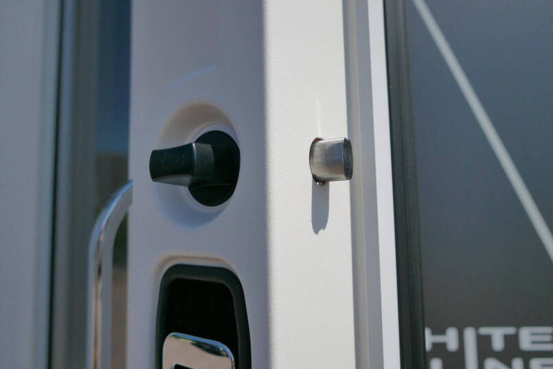 Hymer BMC-I 600 WhiteLine | Bovenkastjes | Levelsysteem | Lithium | Mercedes | 20