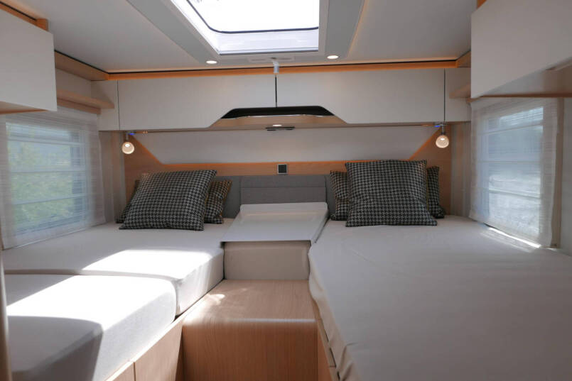 Hymer BMC-I 600 WhiteLine | Bovenkastjes | Levelsysteem | Lithium | Mercedes | 39