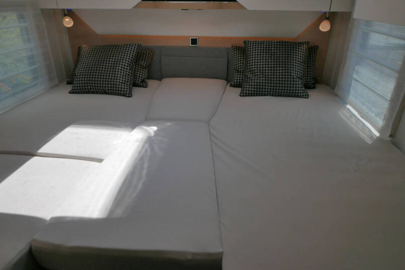 Hymer BMC-I 600 WhiteLine | Bovenkastjes | Levelsysteem | Lithium | Mercedes | 42