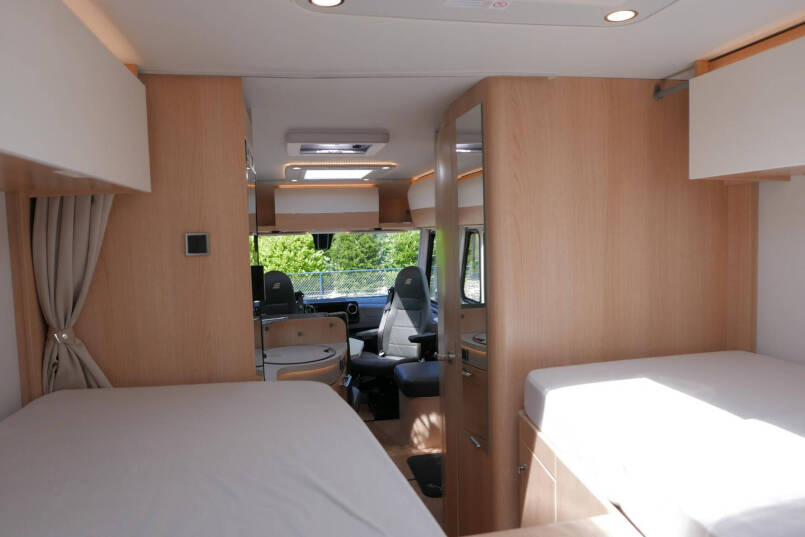 Hymer BMC-I 600 WhiteLine | Bovenkastjes | Levelsysteem | Lithium | Mercedes | 46