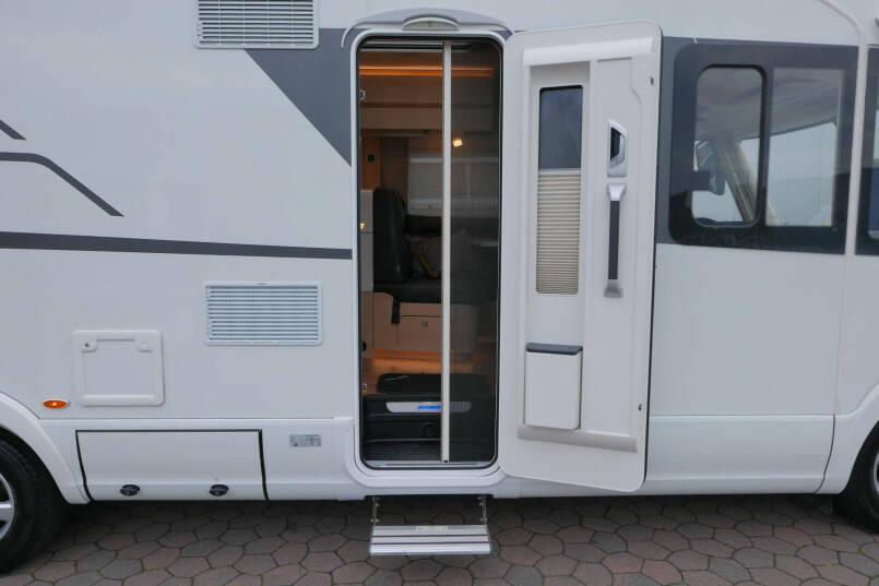 Hymer BML-I 790 MasterLine | Levelsysteem | Queensbed | Mercedes-Benz | 18
