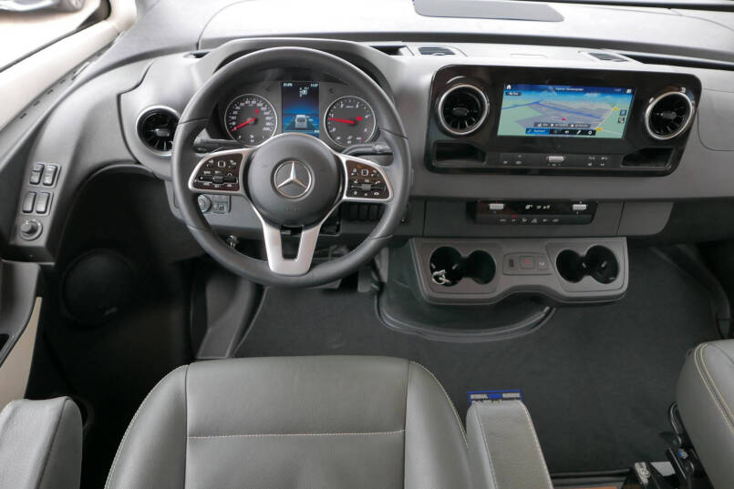 Hymer BML-I 790 MasterLine | Levelsysteem | Queensbed | Mercedes-Benz | 21