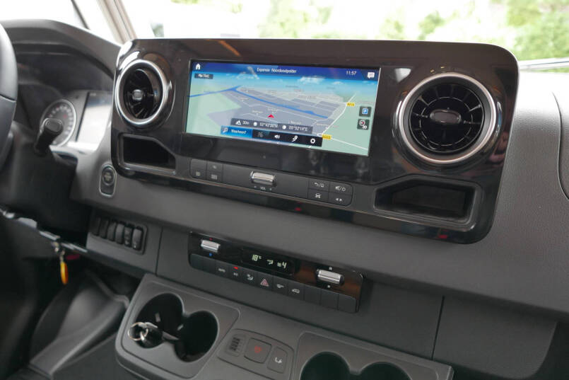Hymer BML-I 790 MasterLine | Levelsysteem | Queensbed | Mercedes-Benz | 22