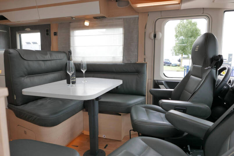Hymer BML-I 790 MasterLine | Levelsysteem | Queensbed | Mercedes-Benz | 26