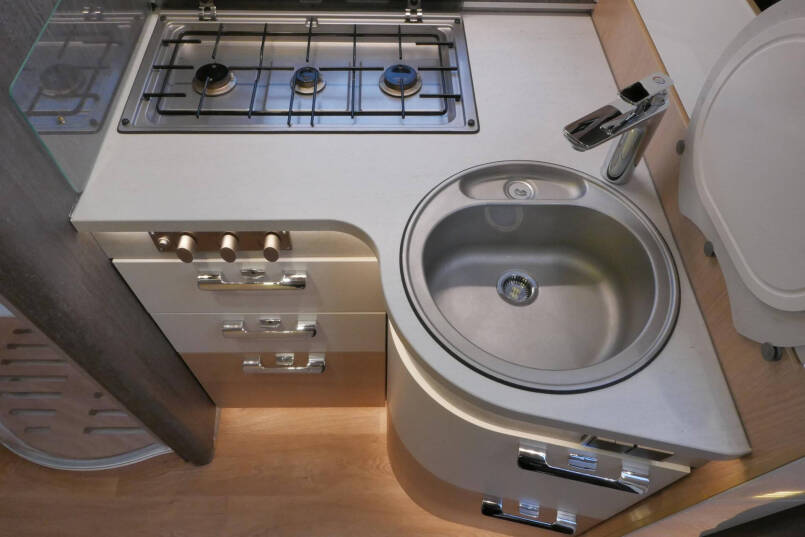 Hymer BML-I 790 MasterLine | Levelsysteem | Queensbed | Mercedes-Benz | 34