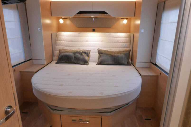 Hymer BML-I 790 MasterLine | Levelsysteem | Queensbed | Mercedes-Benz | 39