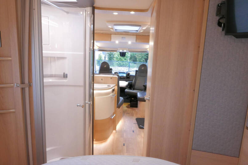 Hymer BML-I 790 MasterLine | Levelsysteem | Queensbed | Mercedes-Benz | 47