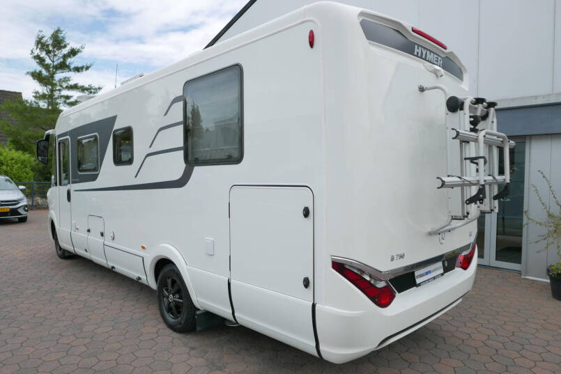 Hymer BML-I 790 MasterLine | Levelsysteem | Queensbed | Mercedes-Benz | 4