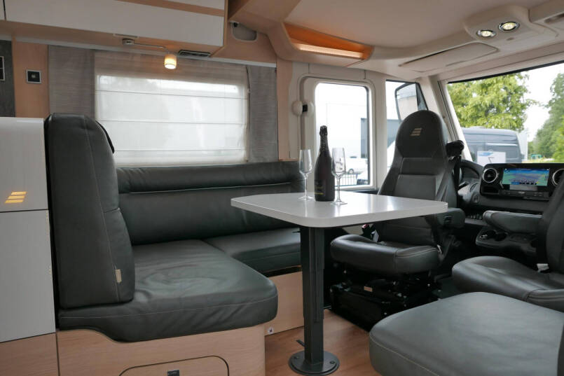 Hymer BML-I 790 MasterLine | Levelsysteem | Queensbed | Mercedes-Benz | Airco 25