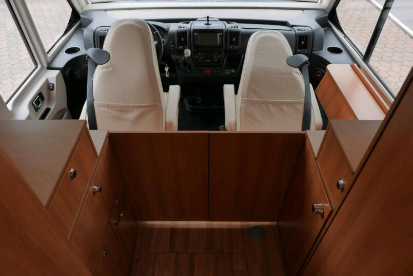 Hymer B-SL 634 Duo Mobil | Luchtvering | Levelsysteem | airco | 28