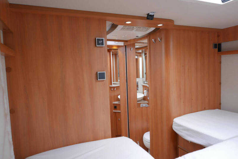 Hymer B-SL 634 Duo Mobil | Luchtvering | Levelsysteem | airco | 37