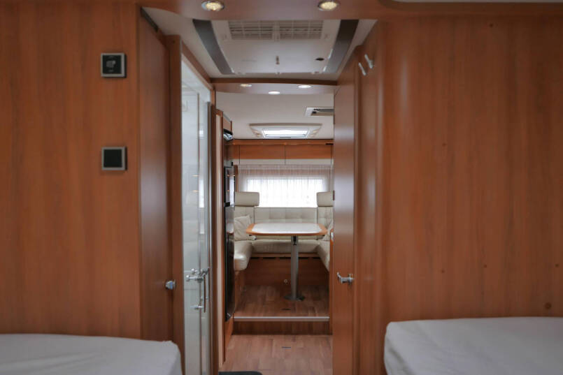 Hymer B-SL 634 Duo Mobil | Luchtvering | Levelsysteem | airco | 44
