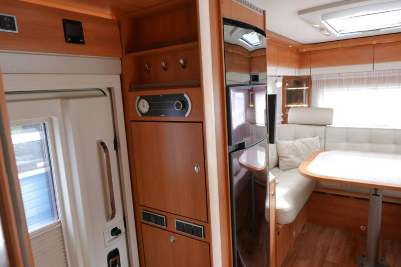 Hymer B-SL 634 Duo Mobil | Luchtvering | Levelsysteem | airco | 47