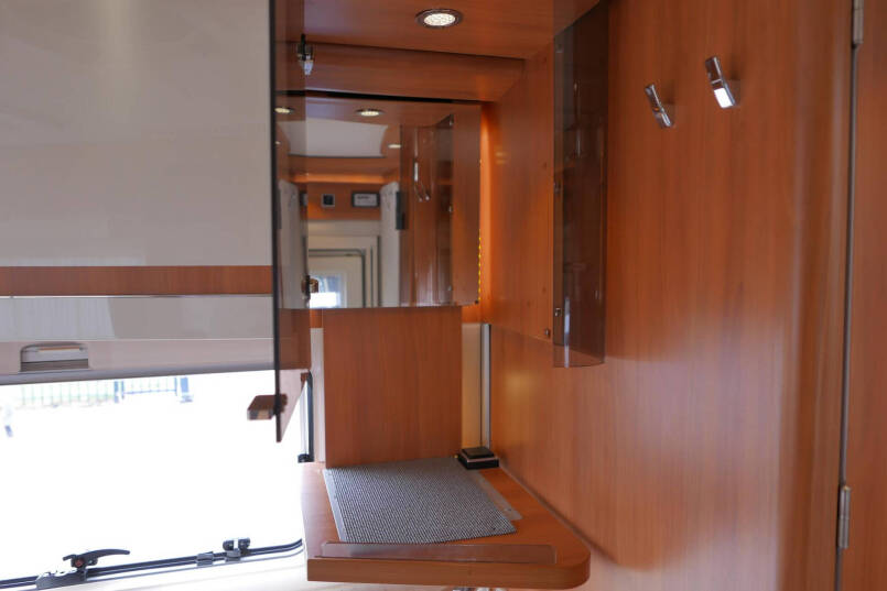 Hymer B-SL 634 Duo Mobil | Luchtvering | Levelsysteem | airco | 51