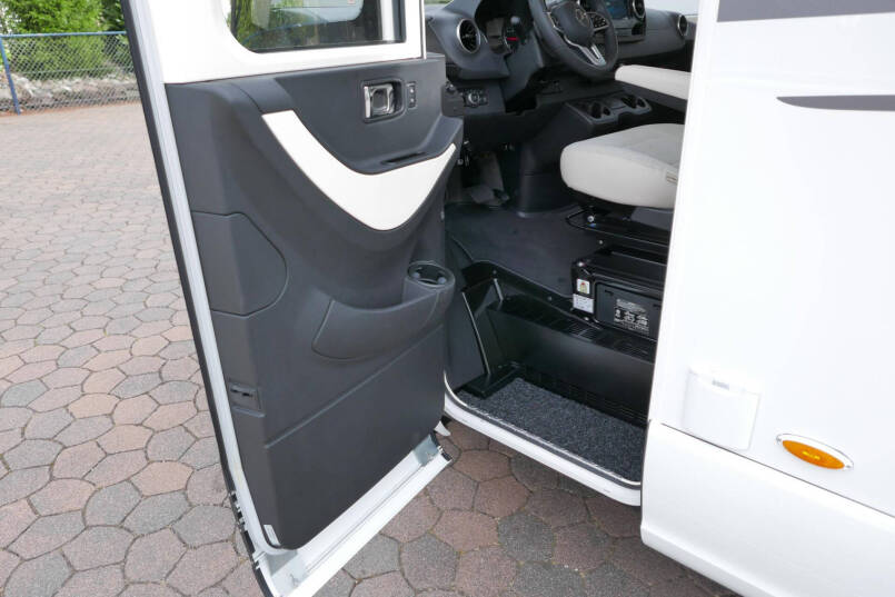 Hymer BML-I 790 MasterLine | 2024 | NIEUW | Levelsysteem | 19
