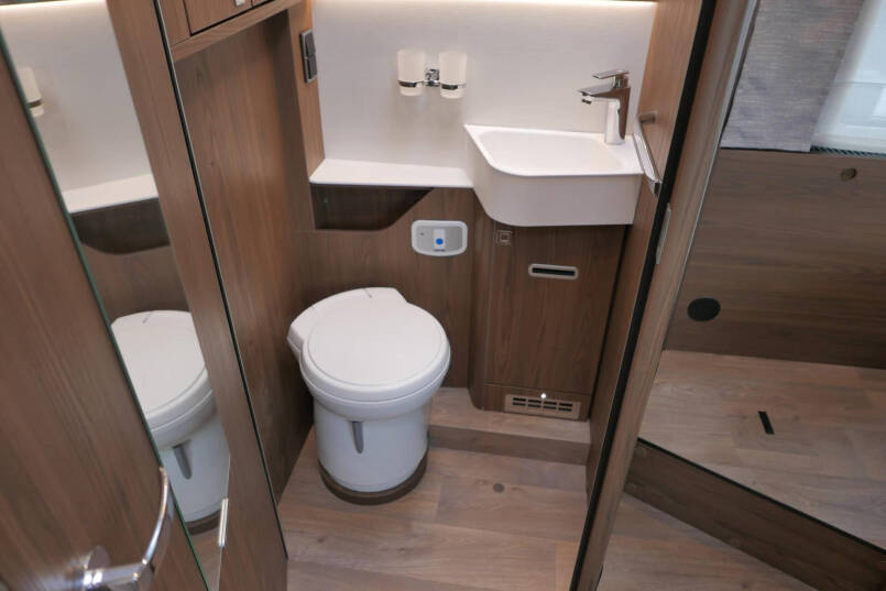 Hymer BML-I 790 MasterLine | 2024 | NIEUW | Levelsysteem | 51