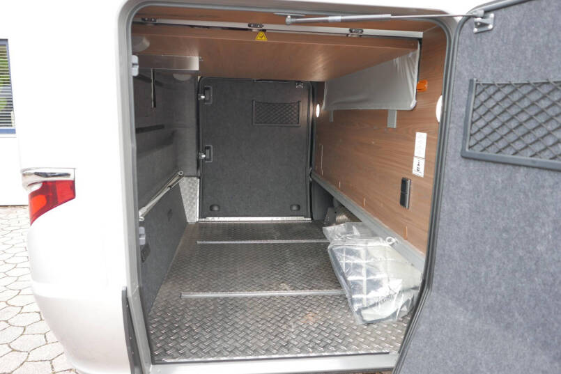 Hymer BML-I 790 MasterLine | Queensbed | Levelsysteem | Hefbed | Lithium | 12