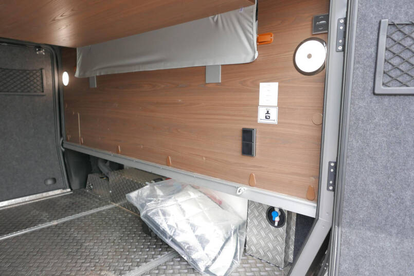 Hymer BML-I 790 MasterLine | Queensbed | Levelsysteem | Hefbed | Lithium | 13