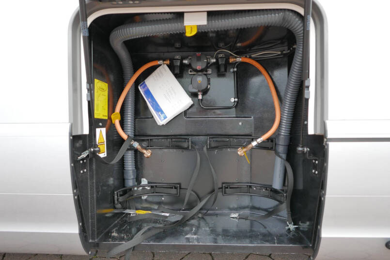 Hymer BML-I 790 MasterLine | Queensbed | Levelsysteem | Hefbed | Lithium | 16