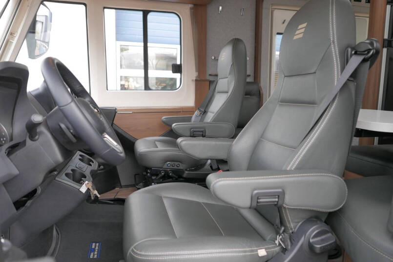 Hymer BML-I 790 MasterLine | Queensbed | Levelsysteem | Hefbed | Lithium | 20