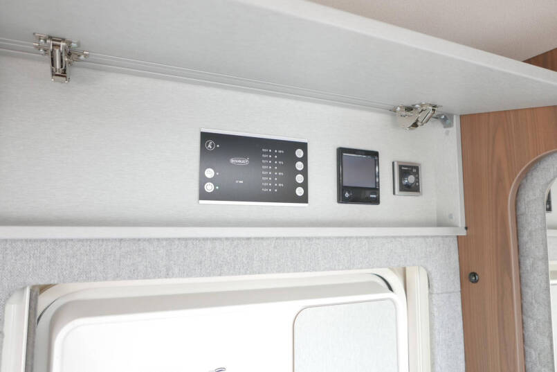 Hymer BML-I 790 MasterLine | Queensbed | Levelsysteem | Hefbed | Lithium | 33