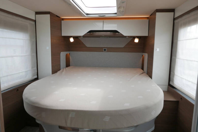 Hymer BML-I 790 MasterLine | Queensbed | Levelsysteem | Hefbed | Lithium | 44
