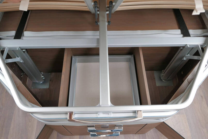 Hymer BML-I 790 MasterLine | Queensbed | Levelsysteem | Hefbed | Lithium | 49