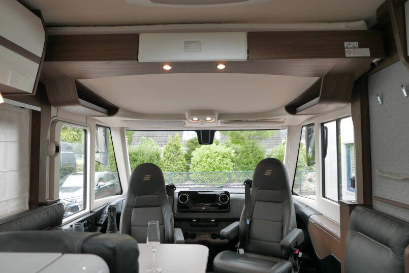 Hymer BML-I 790 MasterLine | Queensbed | Levelsysteem | Hefbed | Lithium | 61
