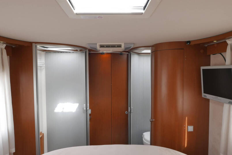 Hymer B 690 StarLine | V6 Mercedes | Queensbed | Levelsysteem | Airco 52