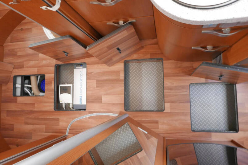 Hymer B 690 StarLine | V6 Mercedes | Queensbed | Levelsysteem | Airco 61