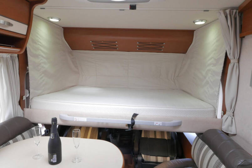 Hymer B 690 StarLine | V6 Mercedes | Queensbed | Levelsysteem | Airco 65