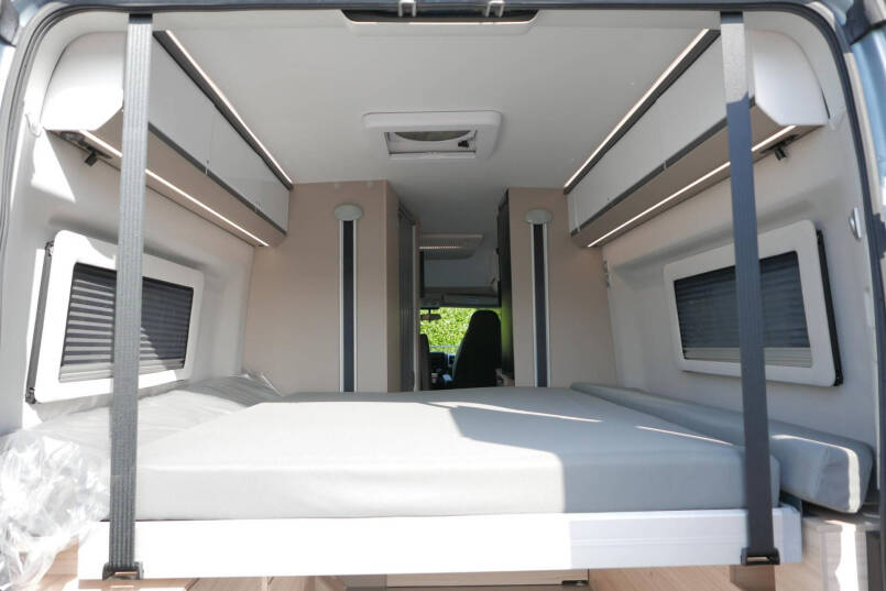 Adria Twin Plus 640 SGX | Automaat | Levelsysteem | Maxi chassis | Schotel 21