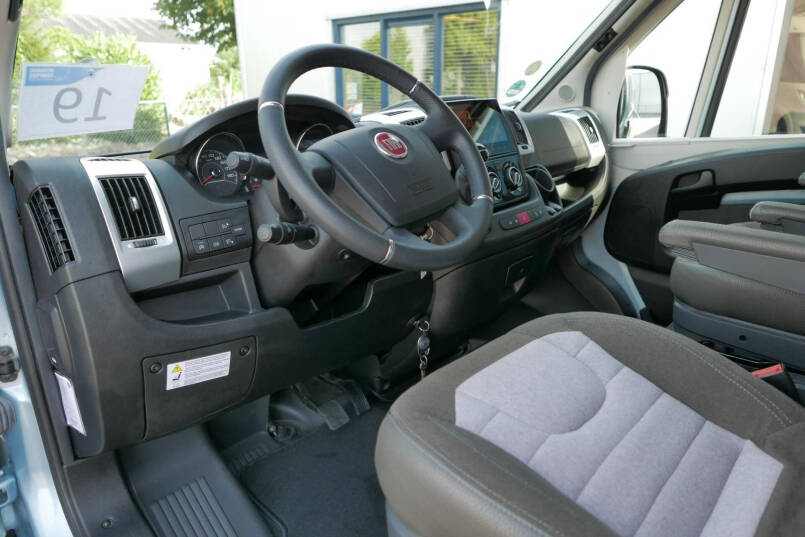Adria Twin Plus 640 SGX | Automaat | Levelsysteem | Maxi chassis | Schotel 27