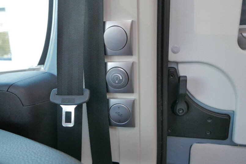 Adria Twin Plus 640 SGX | Automaat | Levelsysteem | Maxi chassis | Schotel 39