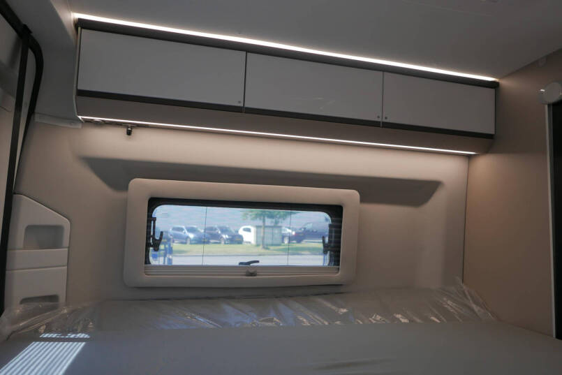 Adria Twin Plus 640 SGX | Automaat | Levelsysteem | Maxi chassis | Schotel 49