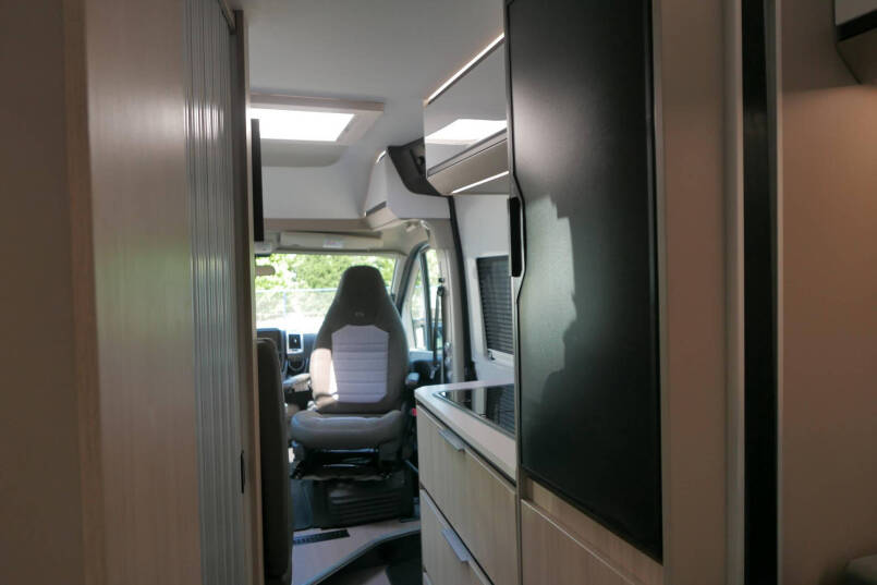Adria Twin Plus 640 SGX | Automaat | Levelsysteem | Maxi chassis | Schotel 51