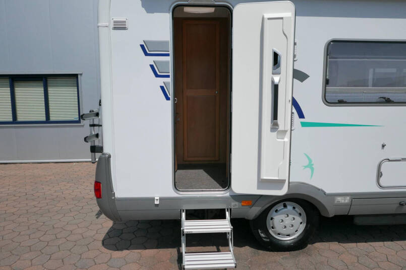 Hymer B 584 16